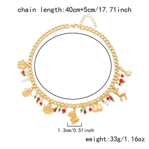 Detail van gouden kerstboomketting met rendierhangers, lengte 40+5 cm, 33g gewicht