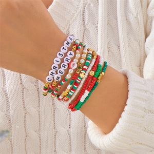 Weihnachtsperlen Armband Set mit Merry Christmas Buchstaben und Schneemann Anhängern