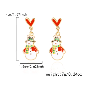 Détail des boucles d'oreilles bonhomme de neige de Noël avec cœur et dimensions