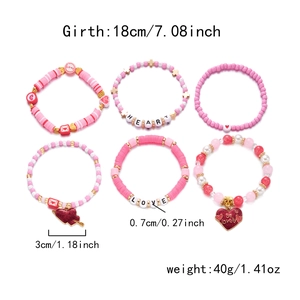 Détails des bracelets de perles roses avec perles acryliques lettres LOVE et HEART