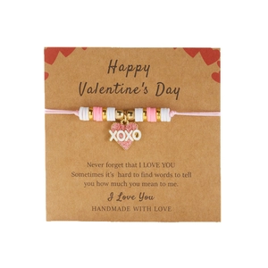 Pulsera tejida a mano con colgante corazón XOXO y tarjeta de San Valentín