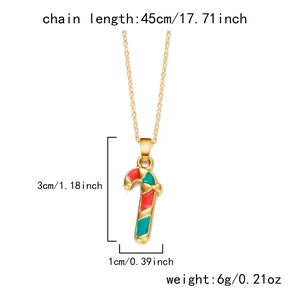 Détails du pendentif sucre d'orge de Noël avec dimensions 3x1cm et chaîne de 45cm