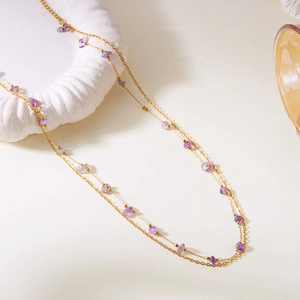 Collier double rang en acier inoxydable doré avec pierres naturelles violettes