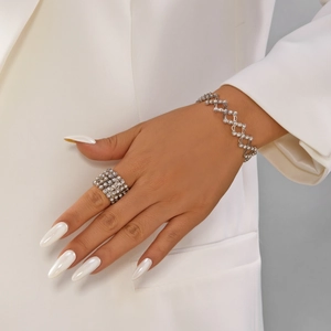 Ausziehbarer Ring und Armband Set mit fünf Reihen Diamanten in Silberoptik