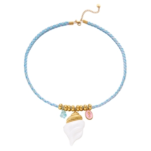 Collar bohemio de cuerda colorida con colgantes de caracola y caballito de mar