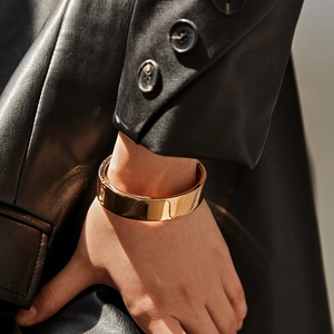 Bracciale a Cerchio Semplice Largo in Lega Minimalista per Donna Placcato Oro Argento Lucido Bracciale a Polsino Geometrico
