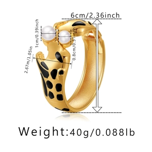 Detaillierte Größenangaben für goldenes Giraffenarmband mit Perlen und schwarzen Emaille