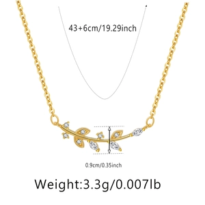 Dettagli della collana foglia d'oro con catena 43+6cm e ciondolo da 0,9cm di altezza