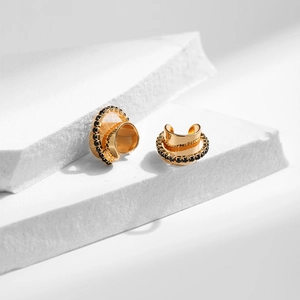 Manchettes d'oreilles bohèmes plaquées or 18 carats en laiton avec zircons noirs