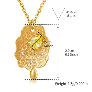 Guida alle taglie per collana a fiore placcata oro 18K con dimensioni di ciondolo e catena