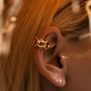 Manchette d'oreille en laiton plaqué or 18K avec design de maillons de chaîne épais