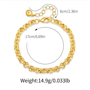 Detail eines 18K vergoldeten Gliederarmbands mit strukturierter Kette und Verlängerung