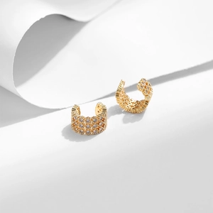 18K gold plated irregular C-shaped ear cuff with sparkling zircon inlay and hollow mesh design