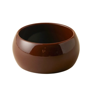 Bracelet jonc large en acrylique avec glaçage marron chocolat et finition polie