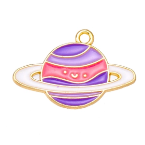 Detalle de dijes de planetas con sonrisa de esmalte y bordes dorados para joyas DIY