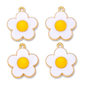 Four white five-petal daisy alloy pendants with yellow centers and gold plating