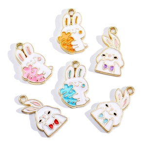 Pendentifs Lapin De Dessin Animé En Alliage Émail Pour Fabrication De Bijoux Charms Animaux Carotte Noeud Papillon Pour Boucles D'oreilles