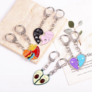 Porte-clés Cœur en Alliage de Zinc Émaillé Burger Avocat Big Sister Little Sister Amis Charme de Sac Bijoux Décoratifs Cadeau pour Femmes