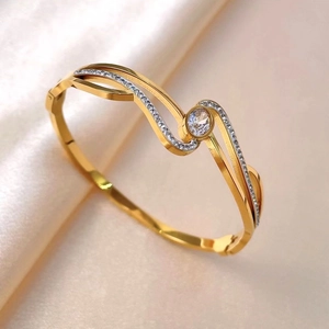 Eleganter Edelstahl Wellen Armreif Für Damen Gold Roségold Beschichtet Oval Zirkonia Eingelegt Klapparmband Schmuck