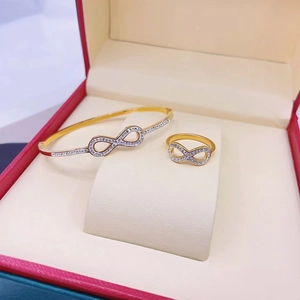Stainless Steel Infinity Symbol Jewelry Set For Women Pavé Rhinestone Bangle Bracelet And Ring Set Electroplated Gift