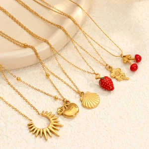 Collar con Colgante de Acero de Titanio Chapado en Oro Minimalista para Mujer Joyas de Fruta Cereza Fresa Girasol Manzana Concha