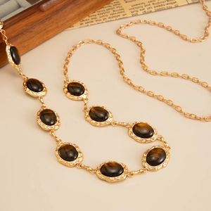 Retro amber resin body chain with geometric golden filigree frames for women