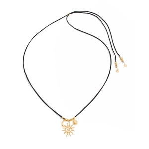 Collana boho con pendenti a sole e luna dorati e cordoncino nero regolabile