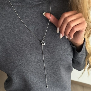 Minimalistische zilveren roestvrijstalen Y-ketting met verstelbare schuifknop en hanger