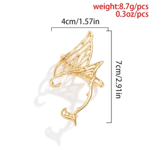 Detailed view of a gold elf ear cuff showing 7cm height and 4cm width dimensions