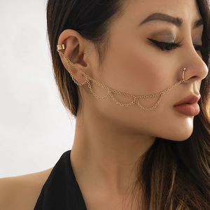 Exotische goldene Nasenkette und Ohrmanschette mit mehrlagigen Quasten für Damen