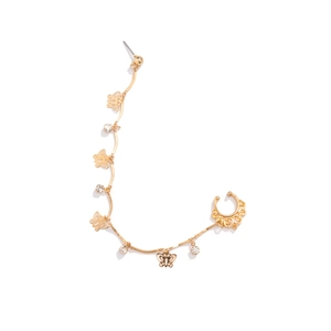 Detailed view of bohemian gold butterfly nose ring chain with sparkling rhinestones