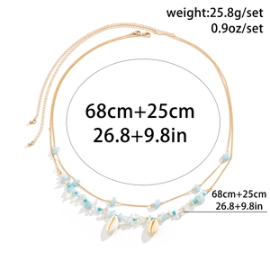 Detailansicht der Boho-Taillenkette mit Muscheln und blauen Perlen, Länge 68 cm