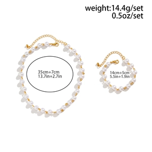 Détails du coffret collier et bracelet en perles avec dimensions et poids précisés