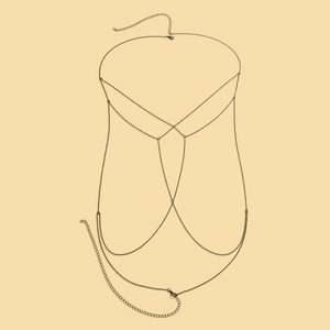Detail der mattschwarzen Bikini-Körperkette mit Schmetterling-Stern-Motiven und Verschluss
