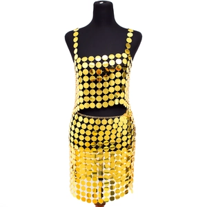 Goldenes Pailletten-Set aus zwei Teilen mit metallischem Scheiben-Design und Cut-Outs