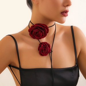Vintage 3D Rose Flower Choker Necklace For Women Satin Fabric Camellia Lace Up Long Neck Chain Party Jewelry Accessory