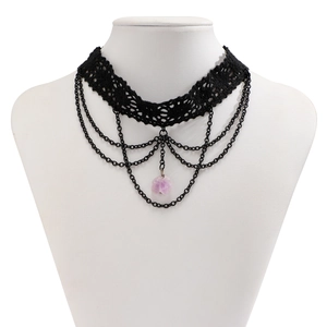 Ras du cou gothique en dentelle avec chaînes noires et pendentif gemme violette pour femme