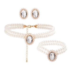 Ensemble détaillé de choker, bracelet et boucles d'oreilles en perles avec cristaux