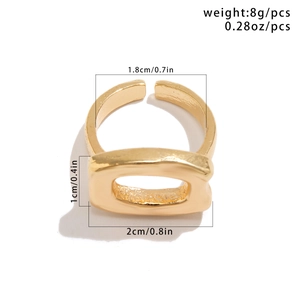 Detail view of gold metal ring dimensions including width and weight measurements