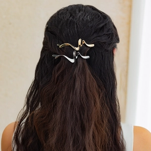 Minimalist Irregular Wave Metal Hair Clip Fluid Design Iron Hairpin Decorative Headwear For Women Daily Jewelry