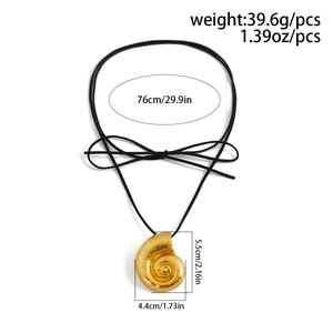 Especificaciones de tamaño y peso del colgante de caracola bohemia con cordón negro