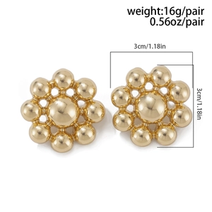 Detailed size view of gold floral geometric beaded earrings measuring 3cm by 3cm