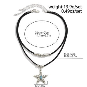Detailweergave van dubbellaagse turquoise sterrenketting met exacte afmetingen
