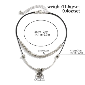 Gedetailleerde afmetingen voor een gelaagde ketting-set met turkoois hanger