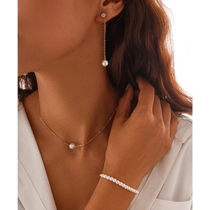 Parure bijoux perles vintage française avec collier doré et boucles d'oreilles gland