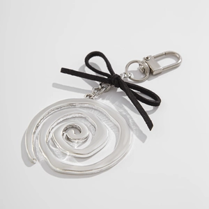 Porte-clés à pendentif spirale argenté avec nœud en velours noir pour sacs