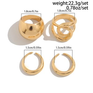 Détails d'un ensemble de quatre bagues dorées avec dimensions et mesures de poids