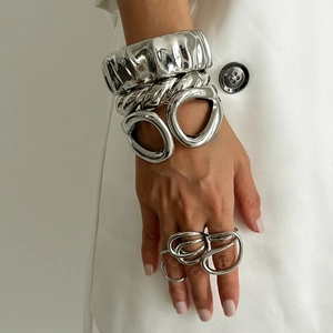 Irregular silver metal cuff bracelets and multi-finger ring set for modern fashion