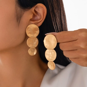 Chic gold-layered triple waterdrop earrings with an irregular hammered geometric finish