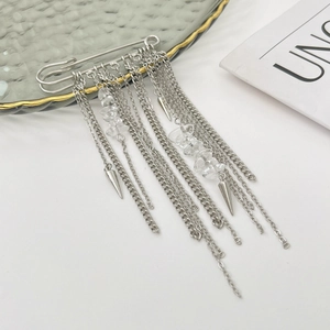 Cavigliera multistrato industriale con perline turchesi e rivetti metallici per donna